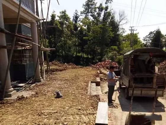 重庆小伙抹灰技艺惊艳全球，勇夺世界冠军