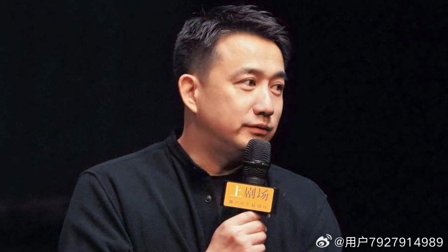 黄磊坦然面对热搜体质，心态平和回应引发关注热议的话题标题，黄磊热搜体质背后的平和心态，坦然面对热议话题。