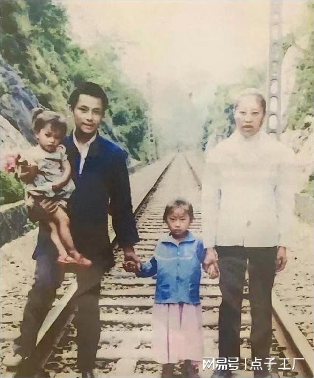 杨妞花梦境中的奇妙重逢，父亲的奇妙现身与重审之夜