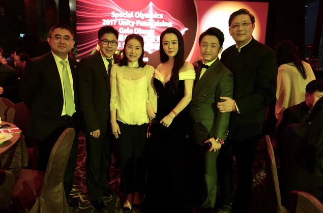 江小宴揭示王宝强慈善背后的故事，慈善活动的步骤与技巧解析