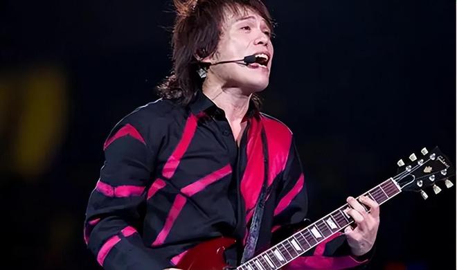 叶珂评价伍佰歌曲风格，独特的猥琐美感与音乐魅力解读