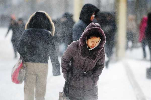 寒潮来袭，超暖故事中的降温挑战，局地降温或超14℃