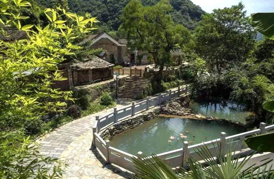 全国城市取消首二套房区分，探索小巷独特风情新篇章