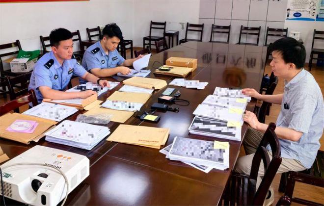 男子制造交通事故骗保行为揭秘，制造222起事故骗取33万，警惕骗保指南陷阱（强烈警告）