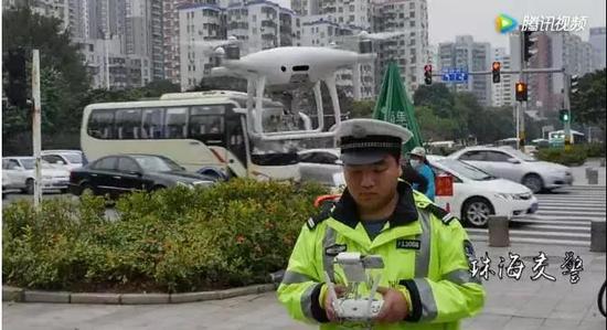 热心司机组队变身智能救火车队，科技力量守护生活的守护者