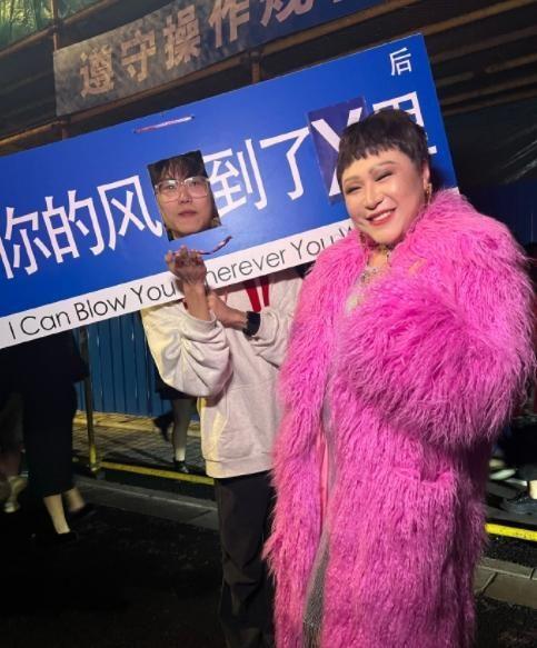 意大利球星从球场到人生的华丽转身，模仿向佐的自信与成就感启示之路