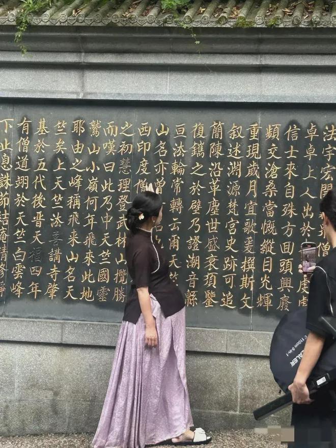 张纪中