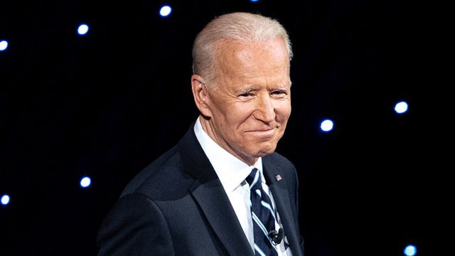 哈里斯与拜登界限明确，政治舞台上的微妙转变首谈