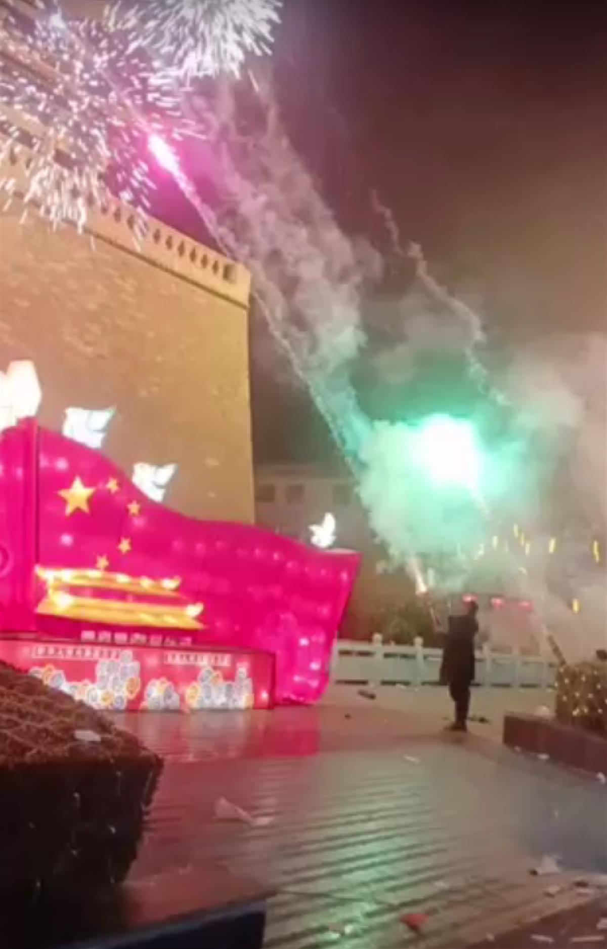 加特林烟花盛宴