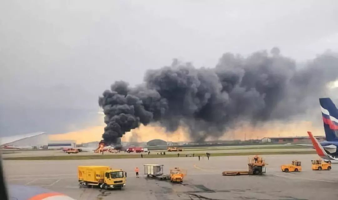 缅甸南部油轮起火事件