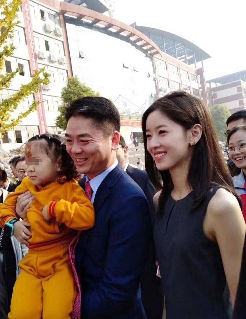 刘强东章泽天报警事件