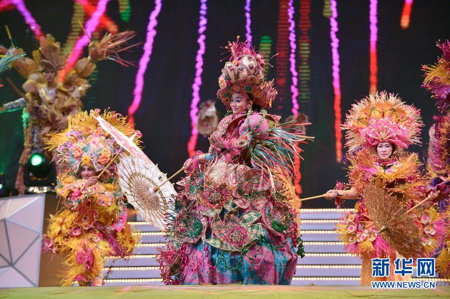 新澳门六开彩开奖结果近15期_最新二人表演唱,快速执行方案解答_XT70.88.34