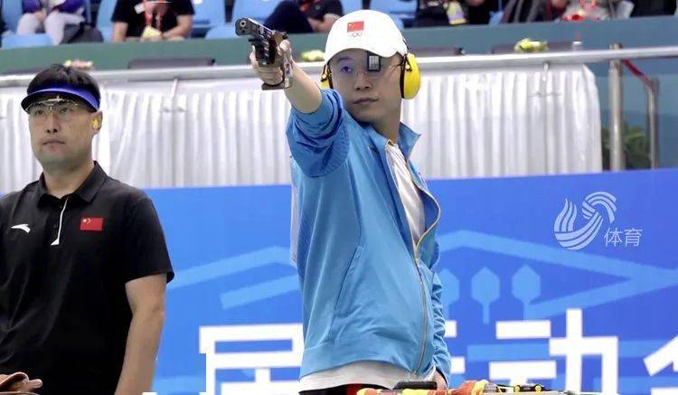 李越宏勇夺世界杯25米手枪金牌，射击运动的科技之巅与魂之所在