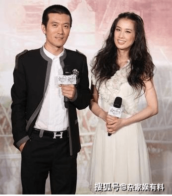 黄圣依杨子，时代之光下的二人八人群像
