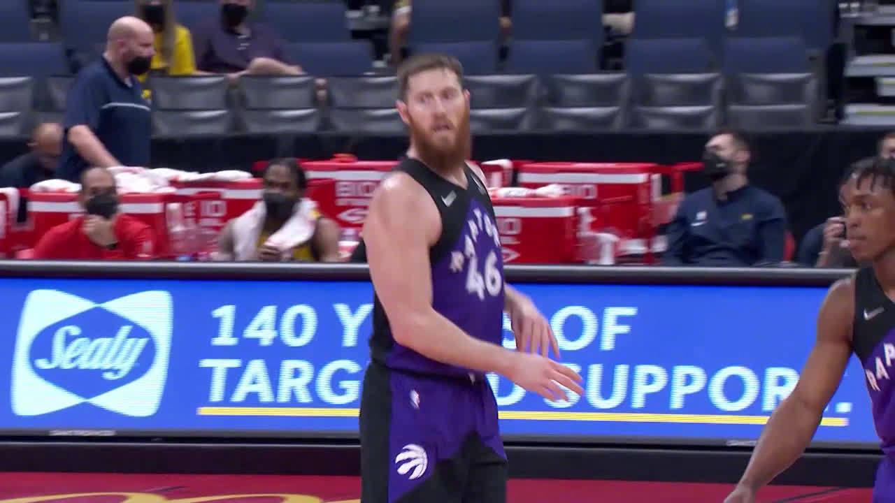 前NBA球星阿隆·贝恩斯宣布退役，篮球界痛失璀璨之星