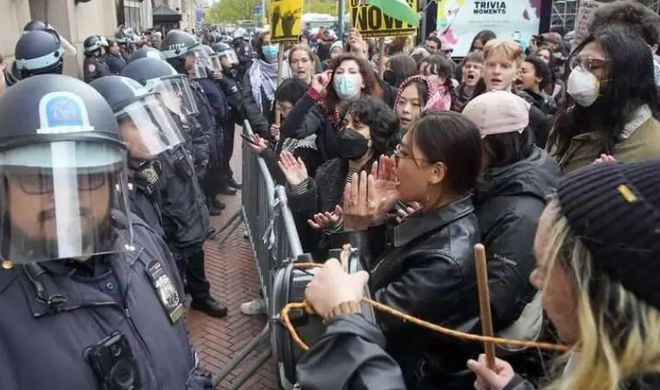 犹太人在纽交所外抗议，科技浪潮下的体验与挑战