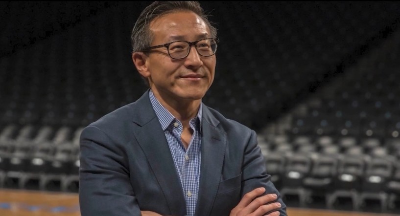 篮网主帅揭秘，崔永熙进球后队友庆祝背后的故事与科技魔力探索