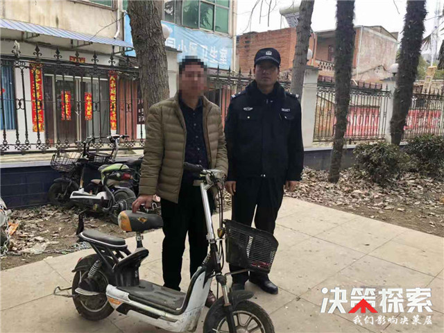 揭秘神秘小巷中的寻尸事件，公安网安如何追踪家中失踪者？
