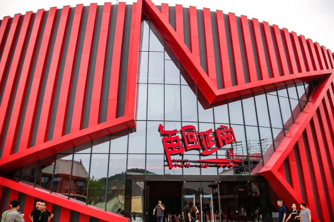 金秋十月红色旅游热潮持续升温