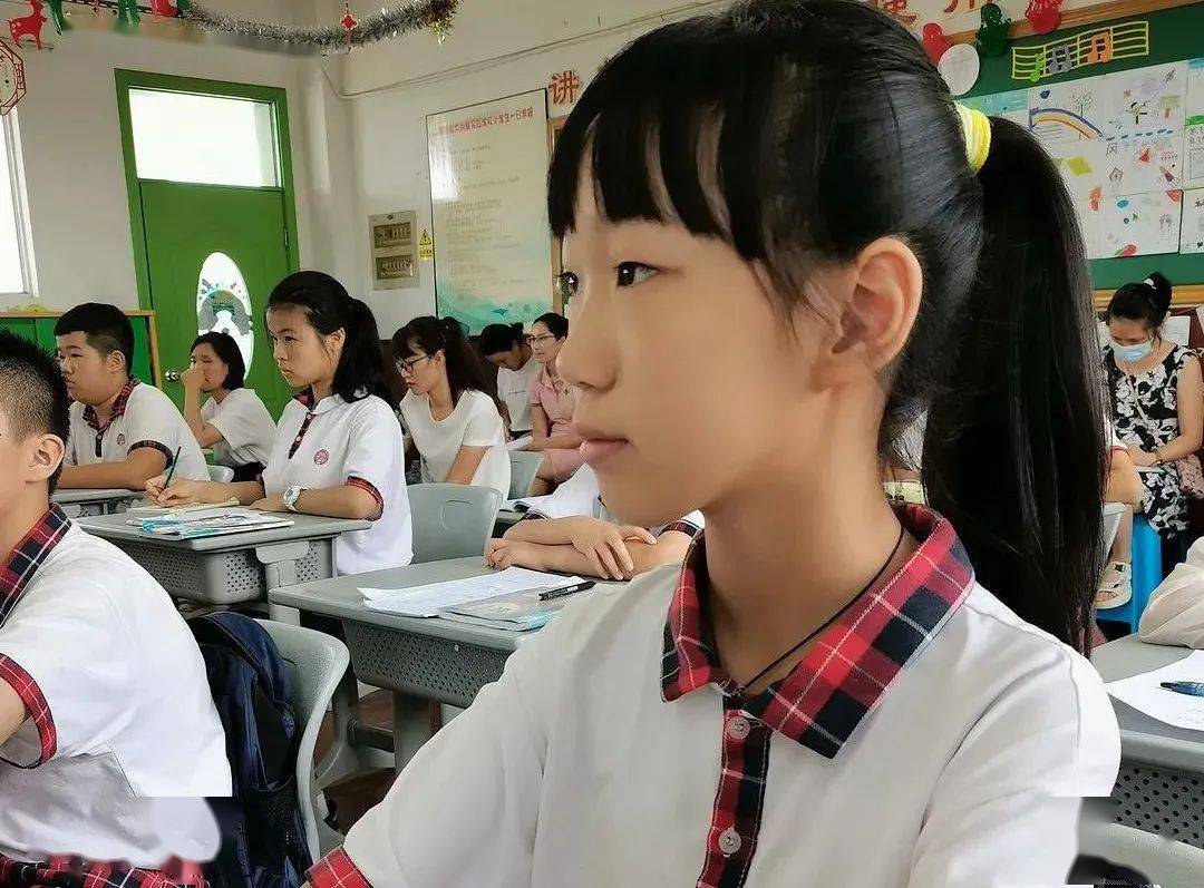 吴邦国同志生平——高科技时代的领航者