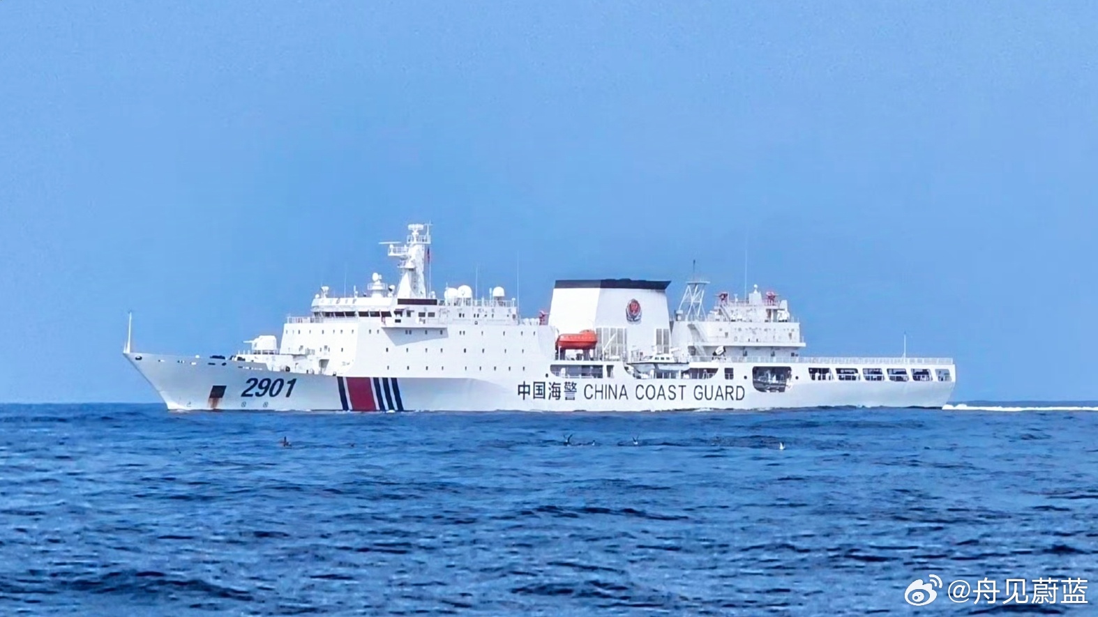 四支海警舰艇编队环台岛巡航管控，彰显国家主权与海洋力量威严