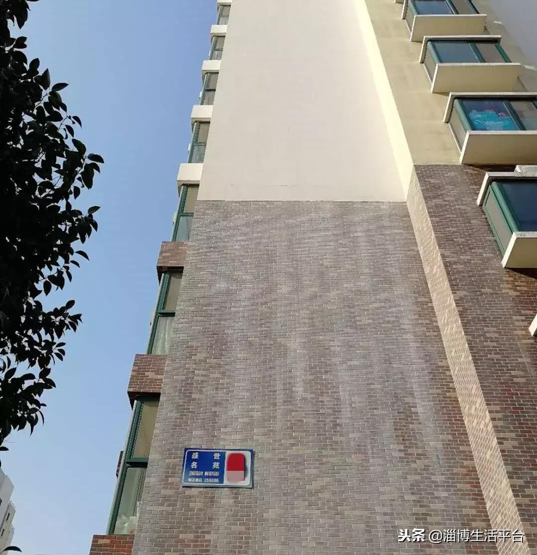 女子独自在家遭遇电梯惊魂，一天一夜生死考验的惊险经历！