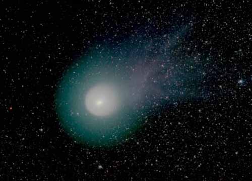 广州天文爱好者捕获罕见彗星影像，追逐星辰的勇气与自信启示