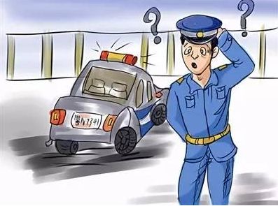 女子打车送包裹引发司机警觉，成功阻止6万损失——探访小巷中的奇遇小店故事揭秘