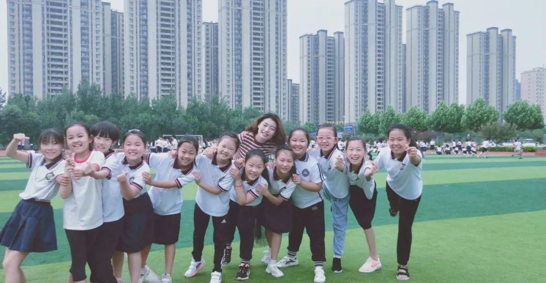 教师驾车撞倒三名孩子致一死两伤事件，悲剧背后的反思与启示