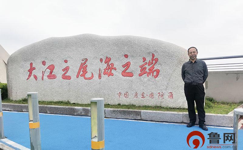 辽宁舰航母编队参与围岛演习，中国海军力量新篇章展示