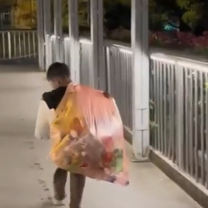 广州未成年辍学拾荒背后的故事，少年隐秘小巷与特色小店的交集