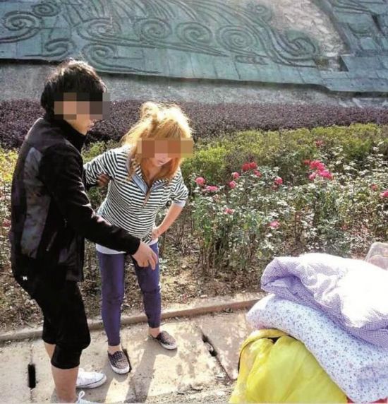 临盆孕妇被丈夫遗弃荒山？真相揭秘，网络谣言背后的真相探究