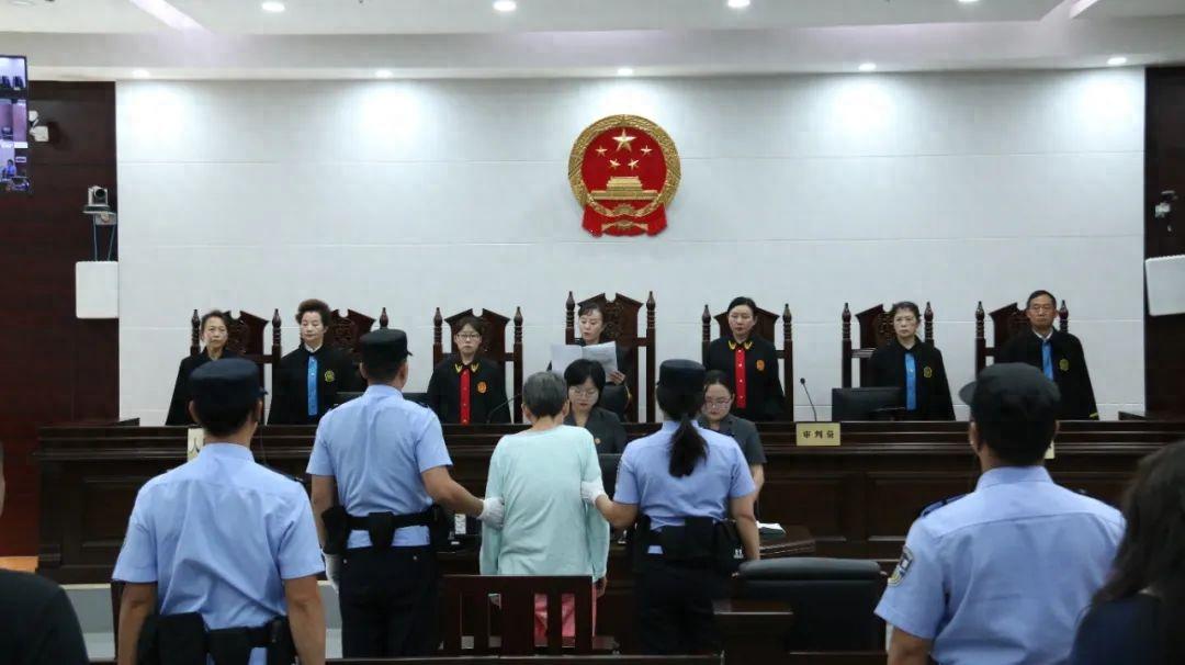 余华英拐卖儿童案择期宣判，正义与法律捍卫无辜儿童权益！