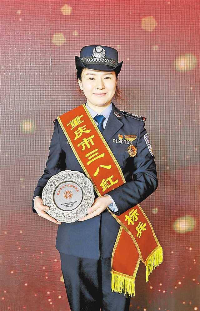 河南女警夺冠奇迹时刻与小巷美食之旅揭秘
