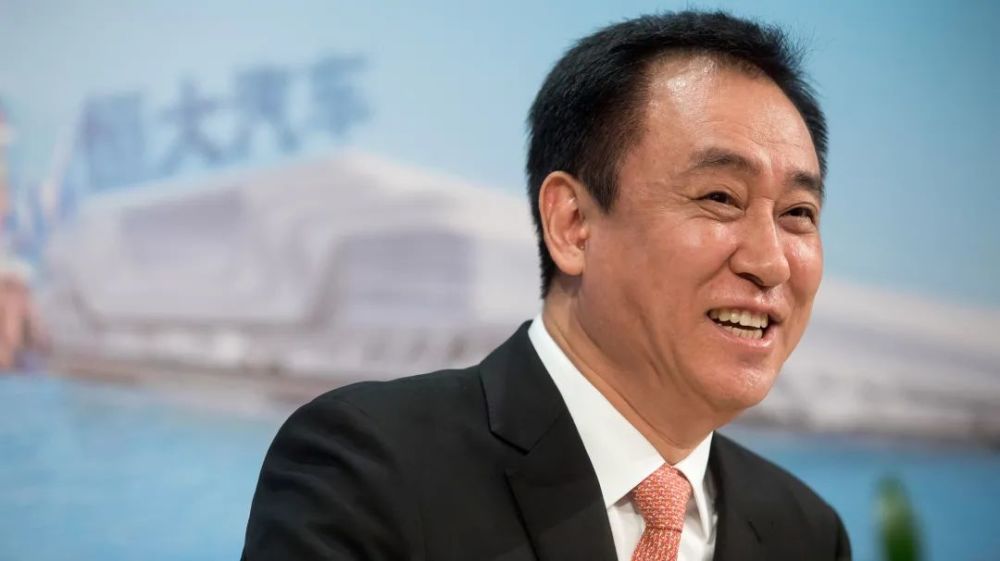 许家印前妻近3亿美元房产风波，趣事与拍卖前景揭秘