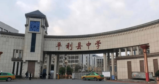 科技新品引领校园安全革新
